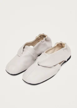 Alaula Light Grey Leather Ballet Flats
