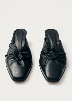 Amar Schwarze Leder Pantoletten
