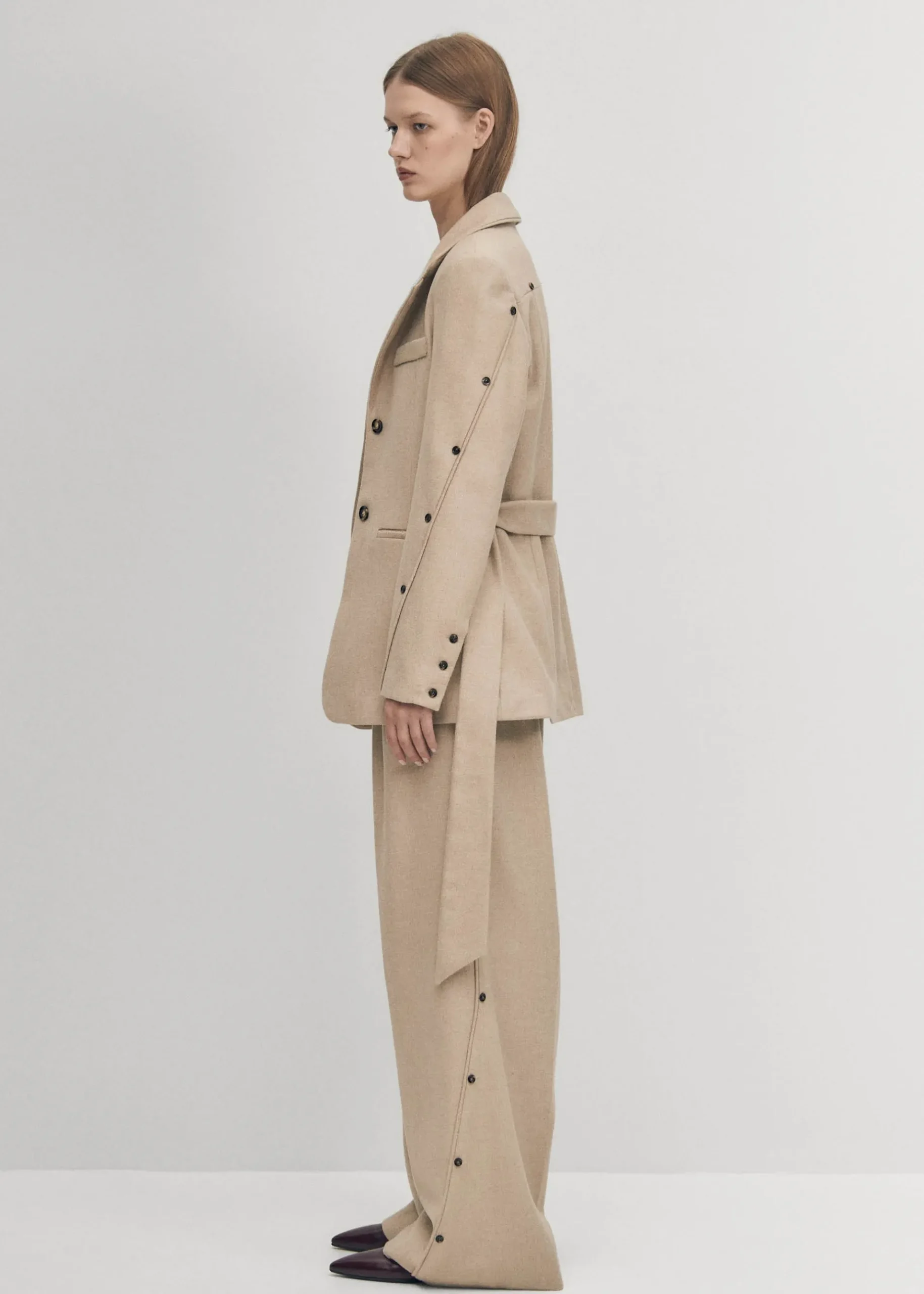 Beth Beige Blazer