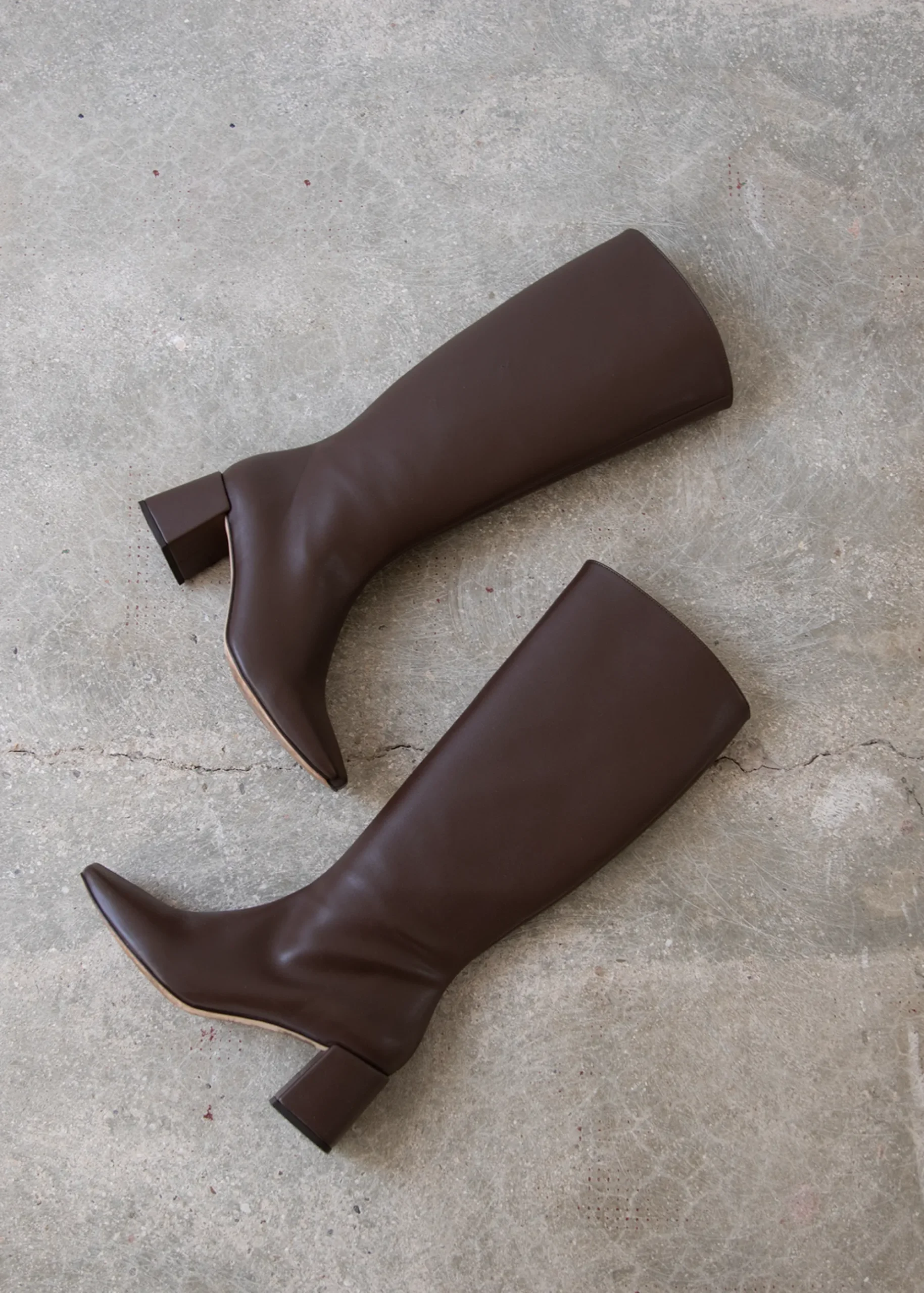 Chalk Umber Brown