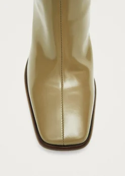 East Sleek khakifarbenem Lederstiefel
