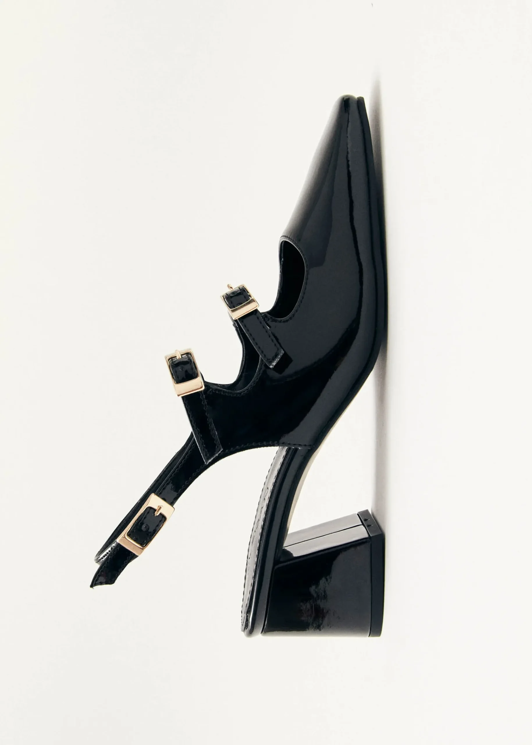 Hanna Schwarze Vegane Slingback-Pumps