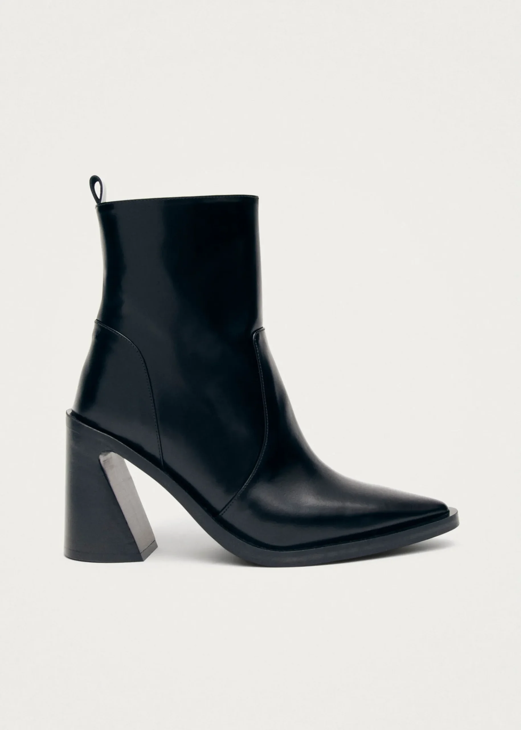 Haylo Schwarze Lederstiefeletten