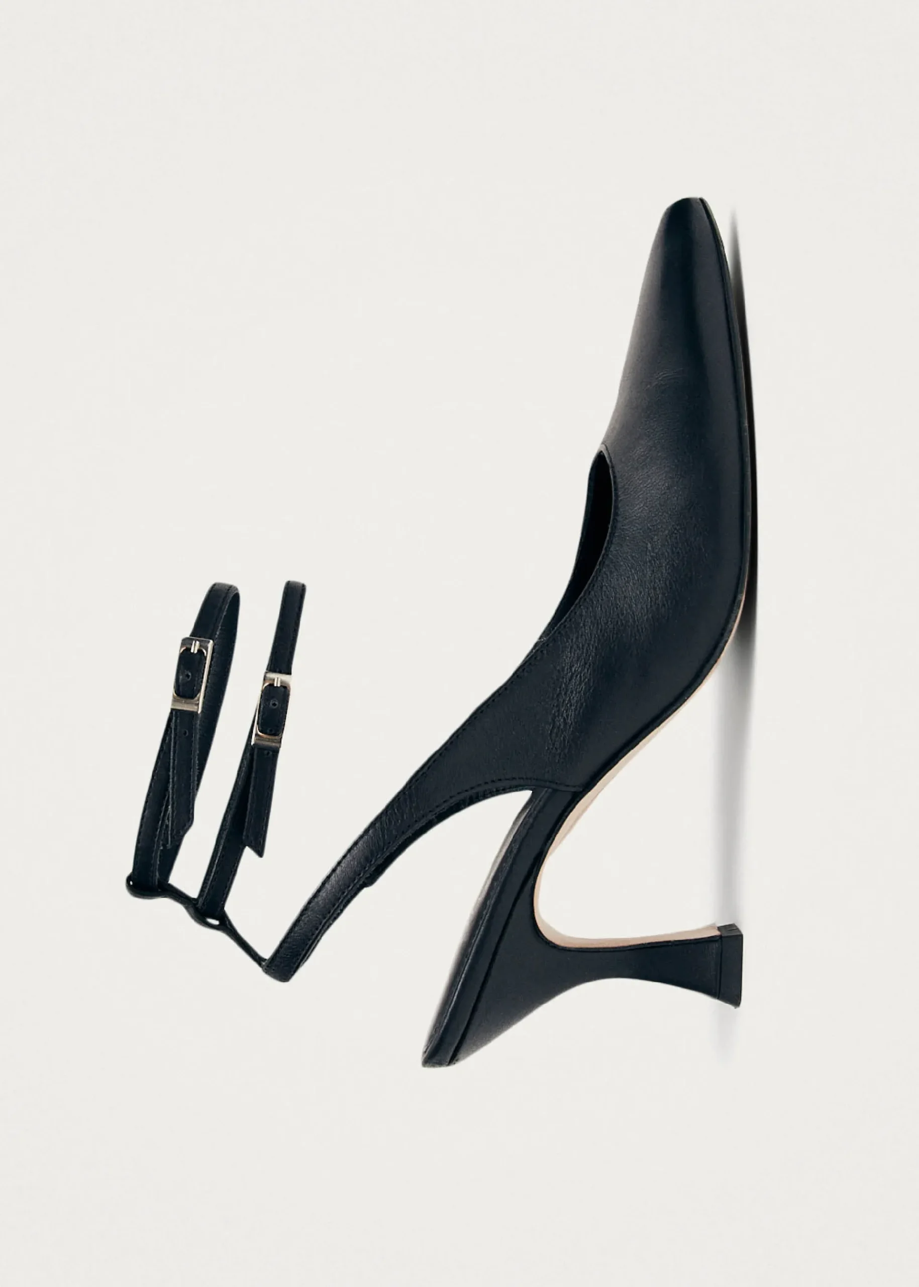 Louise Schwarze Lederpumps