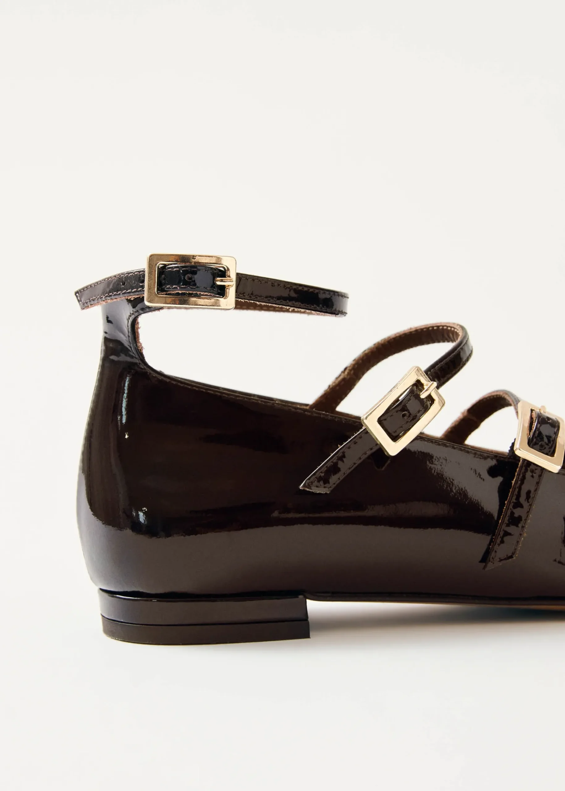 Luke Braune Mary Jane Ballerinas aus Lackleder