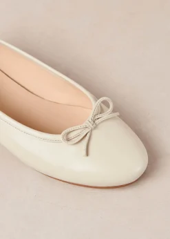 Oriana Cream Leather Ballet Flats