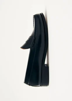 Rivet Schwarze Leder-Slipper