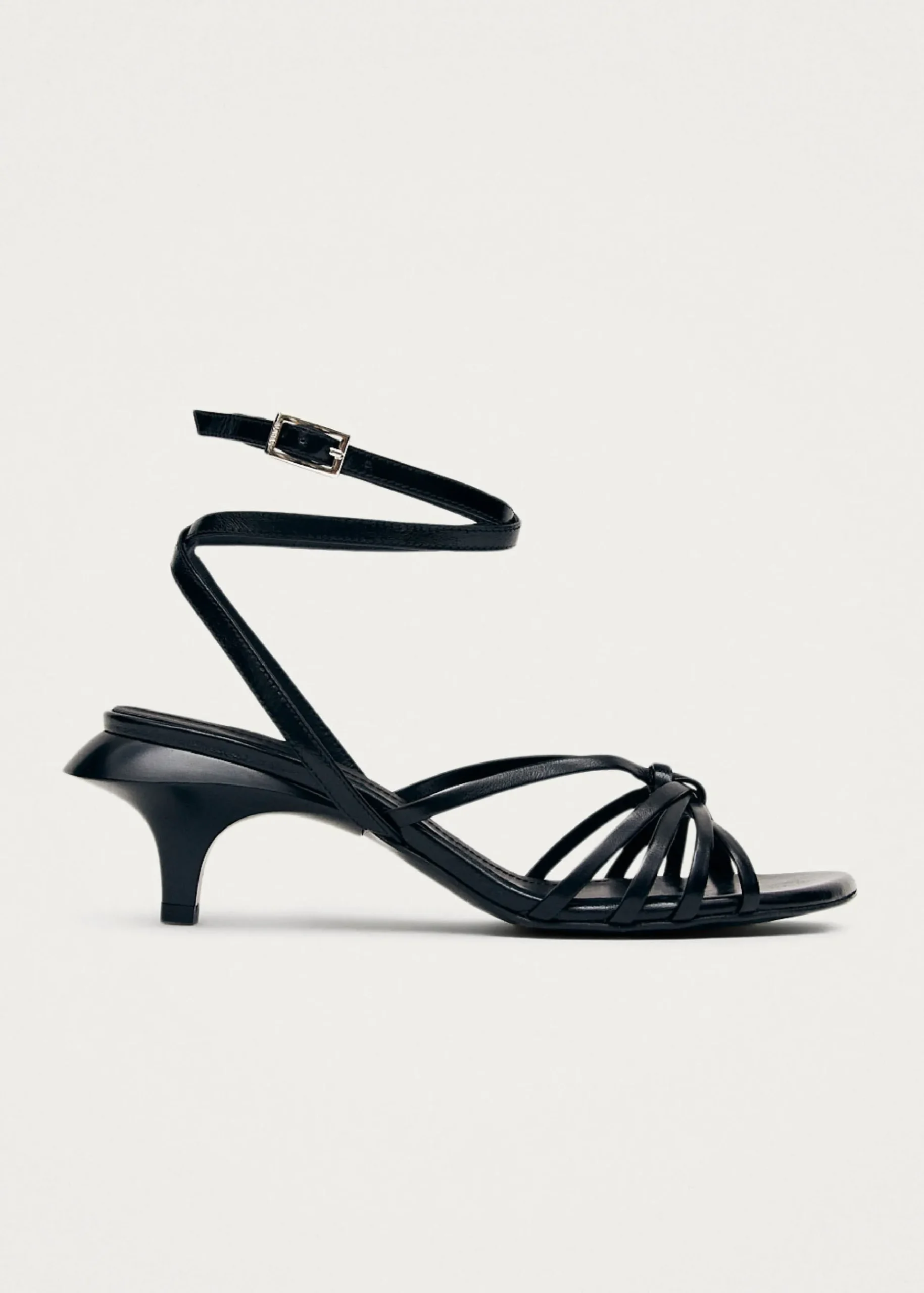 Soleia Schwarze Ledersandalen