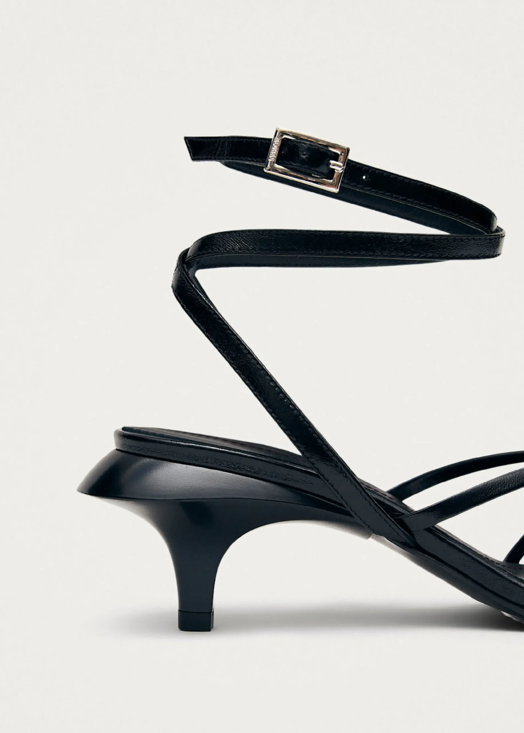 Soleia Schwarze Ledersandalen