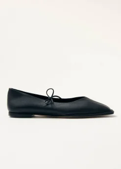 Sway Schwarze, flache Lederschuhe