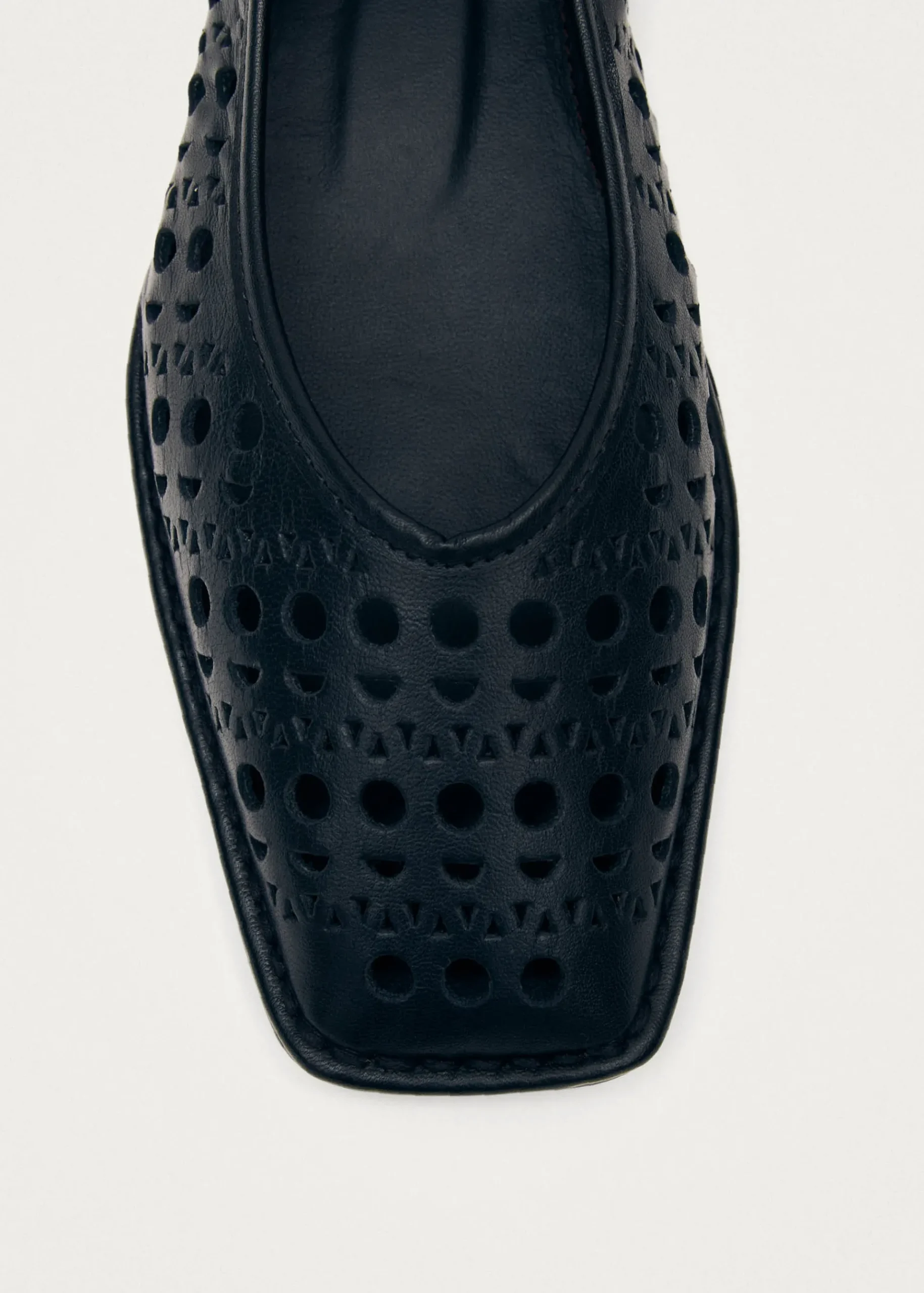 Sway Slit Schwarze Leder-Ballerinas