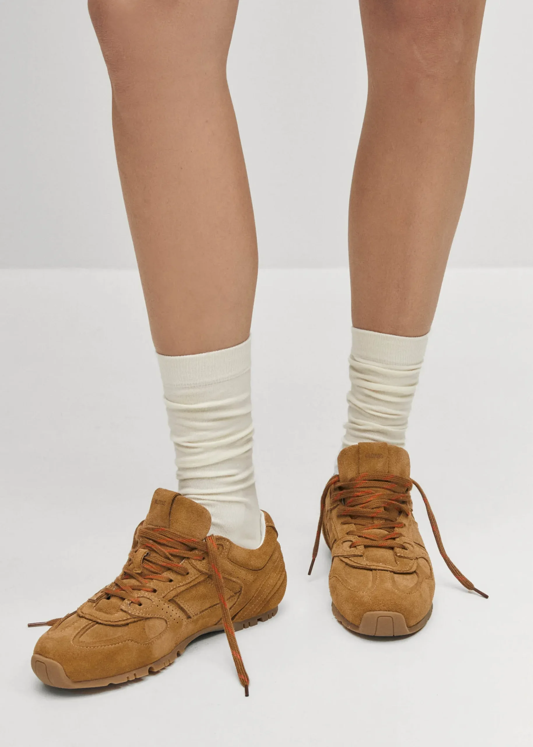 Tb.56 Suede Kamelfarbene Ledersneaker