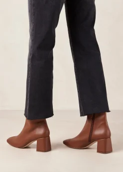 Watercolor Gingerbread Braune Vegane Lederstiefel