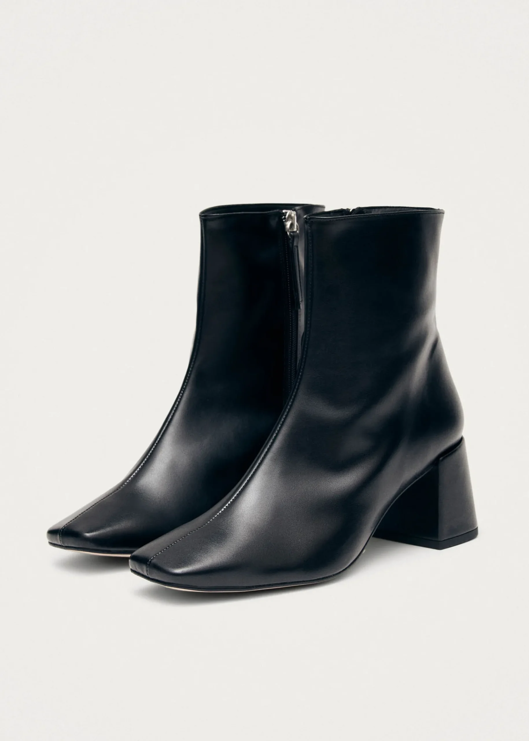 Watercolor Schwarze vegane Lederstiefel